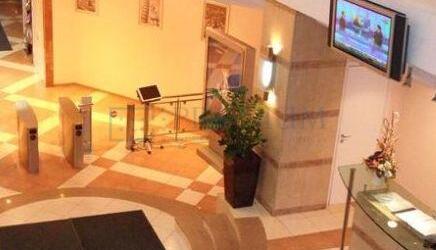 Европа Билдинг