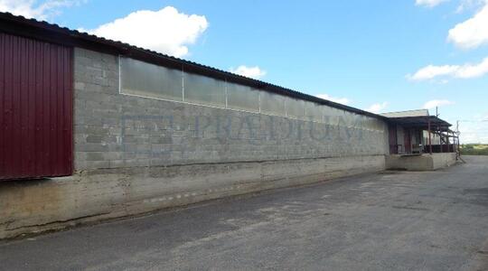 Калужская обл, Малоярославецкий р-н, село Козлово, ул Луговая, д 1 (id3572) - Складские помещения