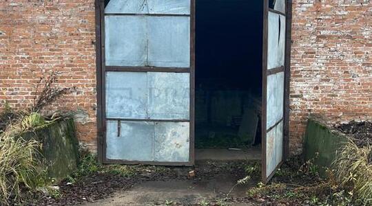 Московская обл, г Истра, поселок Октябрьский, ул Центральная, д 44 (id3643) - Складские помещения