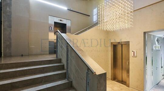 Бизнес-центр "Цветной-30" - Офисная недвижимость