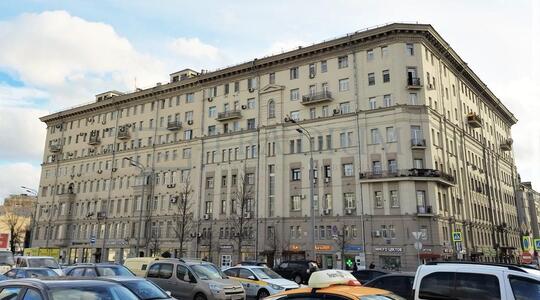 Офисная недвижимость Административно-жилое здание