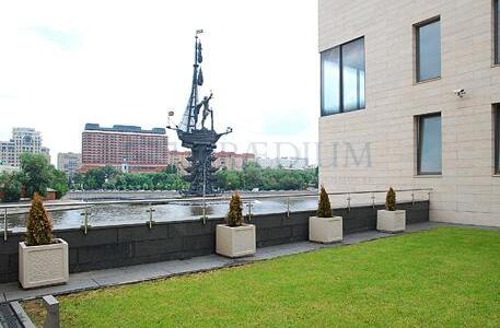 Бизнес-центр "Баркли Плаза" - Офисная недвижимость