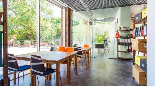 Административно-жилой комплекс  "Шоколад" - Офисная недвижимость