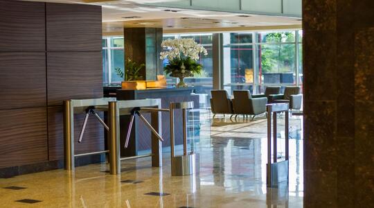 Бизнес-центр "West Park" - Офисная недвижимость