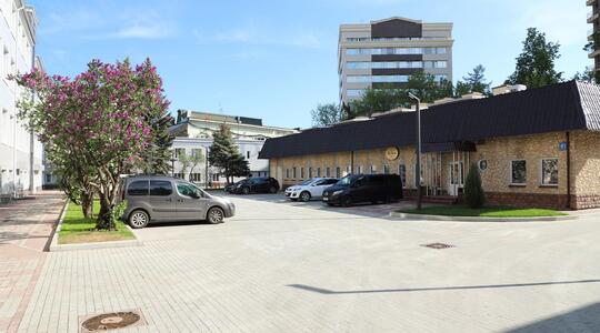 Офисная недвижимость Бизнес-парк "Орджоникидзе, 11"