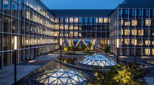 Бизнес-центр "Comcity" Фаза Альфа - Офисная недвижимость