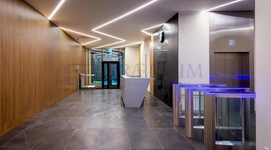 Офисно-деловой центр МФК "Искра-Парк" - Офисная недвижимость