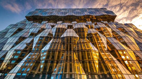 Офисно-деловой центр МФК "Искра-Парк" - Офисная недвижимость