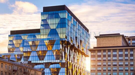 Офисно-деловой центр МФК "Искра-Парк" - Офисная недвижимость