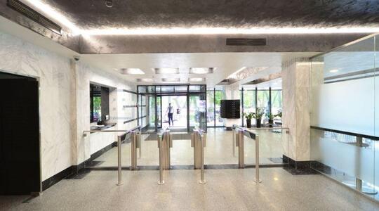 Офисная недвижимость Бизнес-центр "Glass House"