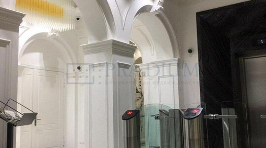 Бизнес-центр "Грузинка 30" - Офисная недвижимость