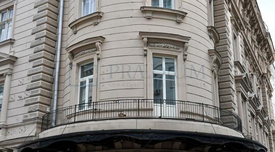 Петровка ул, д 18, Москва - Офисная недвижимость